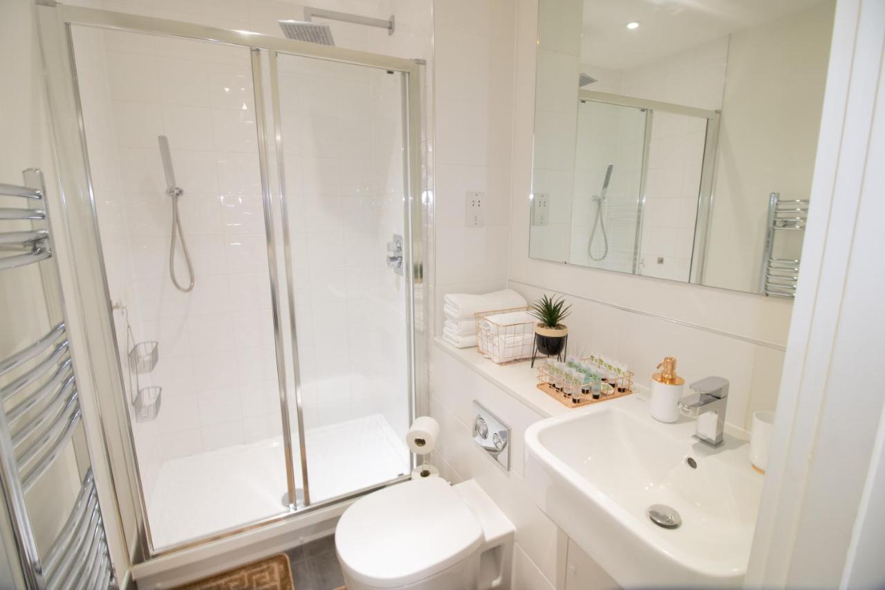 Virexxa Bedford Centre - Executive Suite - 2Bed Flat With Free Parking & Gym Eksteriør bilde